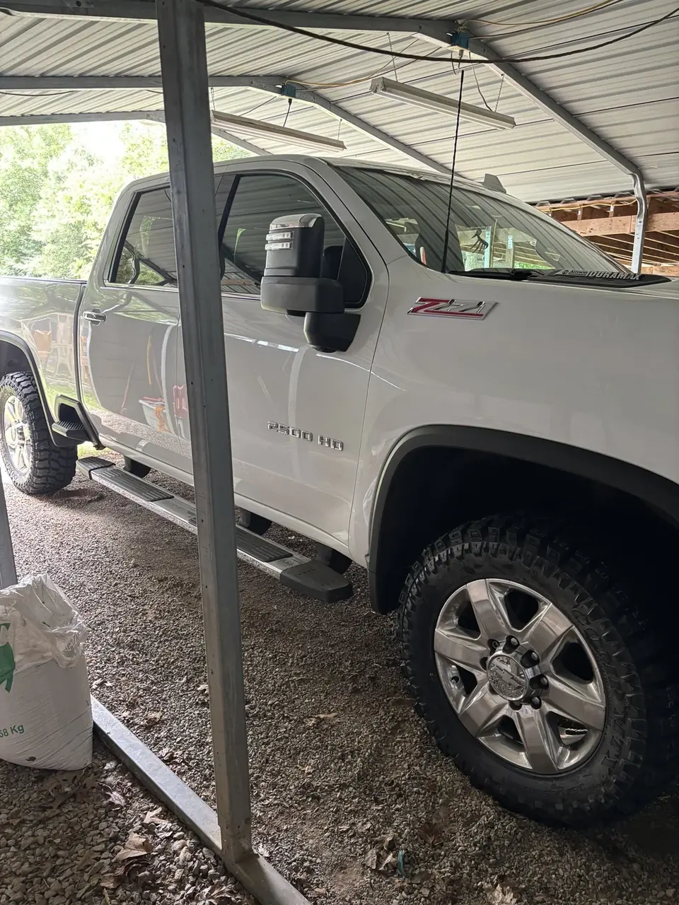 Heavy duty tire service